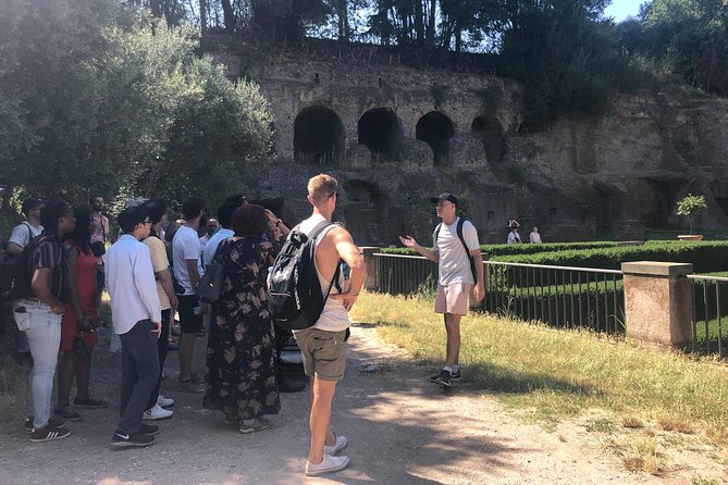 Small Group Tour of Colosseum, Roman Forum and Palatine Hill - Starting Point: Meet in Front of the Arch of Constantine