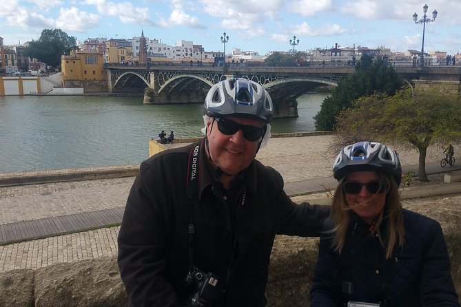 Small-Group Tour: Seville City Center and Plaza España via Segway - The Top Stops: From Torre del Oro to Plaza Armas