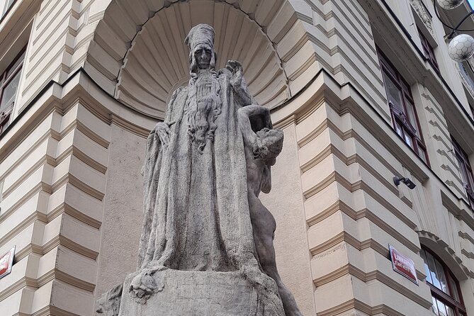 Small-Group Tour through the History of Jewish Prague - Visiting the Old-New Synagogue and Hearing the Golem Legend