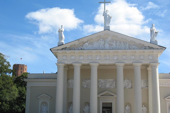 Small-Group Vilnius Half Day City Tour - Exploring Uzupis: Vilnius’s Artistic Quarter