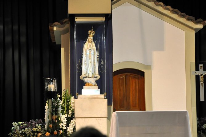 SMALL GROUP(2-6pax) Lisbon to Obidos+Fatima+Nazare) PRIVATE TOUR - Visiting Fatima’s Sanctuary and Its Spiritual Atmosphere