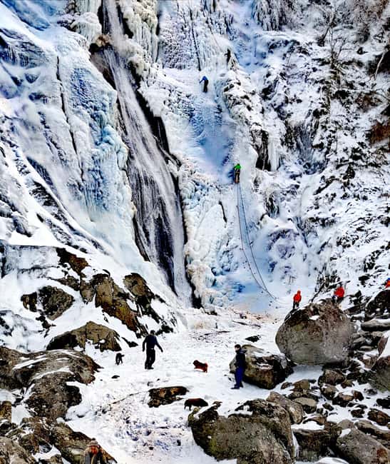 Snowdonia's Mountains Lakes & Waterfalls Private Hike - Scenic Drive Through Ogwen Valley and Pen-y-Pass Views