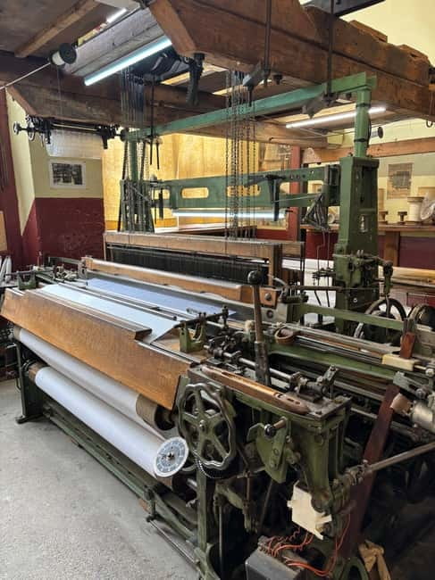 Soierie Vivante's weaving workshops : tours and demos - Authentic Canut Workshops on Croix-Rousse