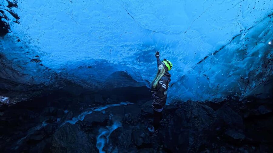 Sólheimajökull: Glacier Hike and Ice Cave Tour - From the Meeting Point to the Base of the Glacier