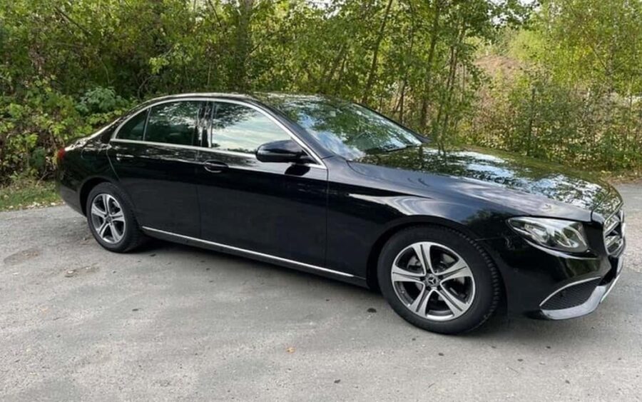 Souda Bay: Private Day Trip Tour to Knossos Palace - Convenient Pickup and Drop-Off Locations in Crete