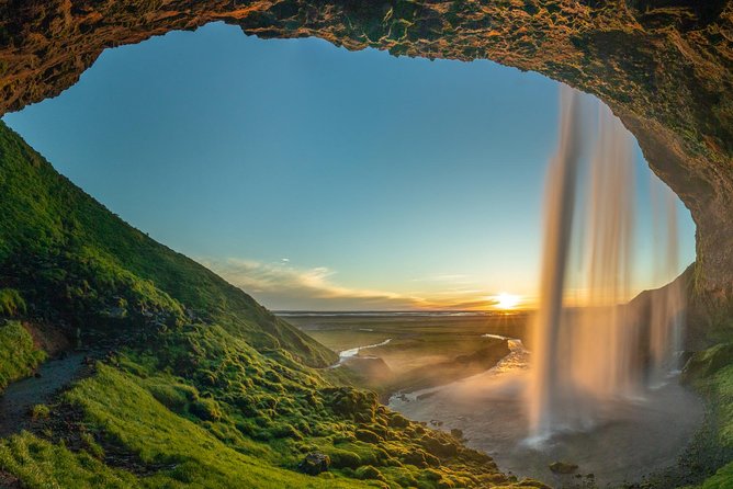 South Coast of Iceland - Tour with a Professional Photographer - Starting in Reykjavik: Convenient Pickup and Private Transportation