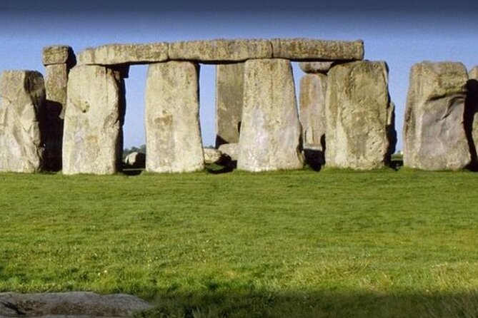 Southampton To Heathrow Via Stonehenge & Windsor Private Transfer - Exploring Stonehenge: The Worlds Most Famous Prehistoric Monument