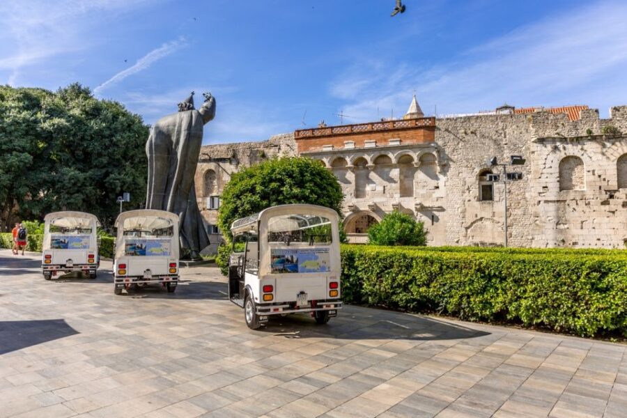Split: City Highlights Electric Tuk-Tuk Tour - Visiting Bacvice Beach and the City Market