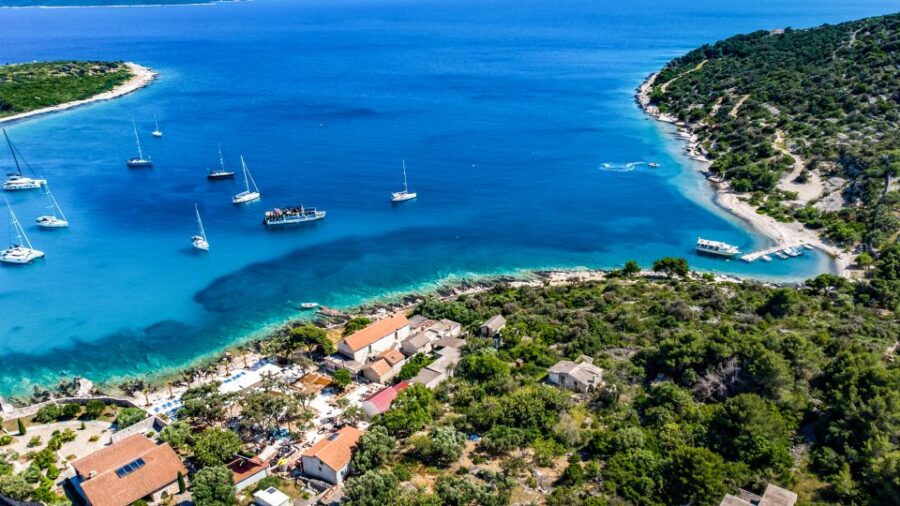 Split: Half-Day Blue Lagoon, iovo and Trogir Boat Tour - Starting at Gray Line Tours in Split