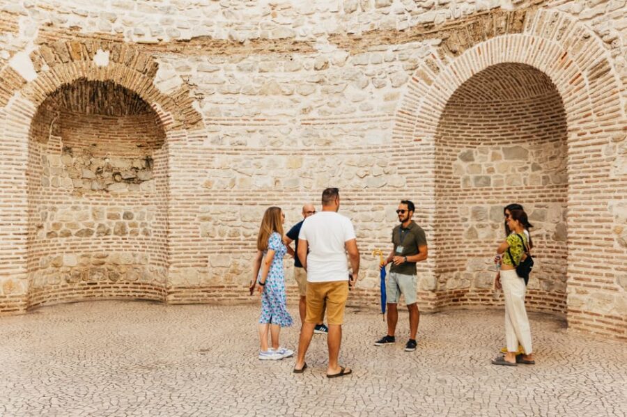 Split Old Town and Diocletian's Palace Tour - Exploring Diocletians Palace Through a Guided Walk