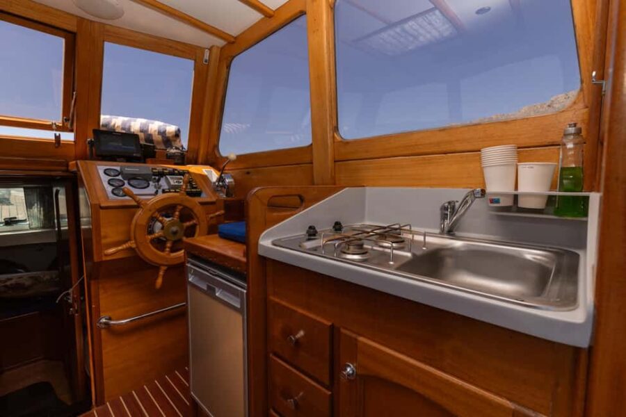 Split/Omi/Makarska: Full or half day boat tour with "Cvita" - The Unique Experience of "Cvita" and Its Traditional Craftsmanship