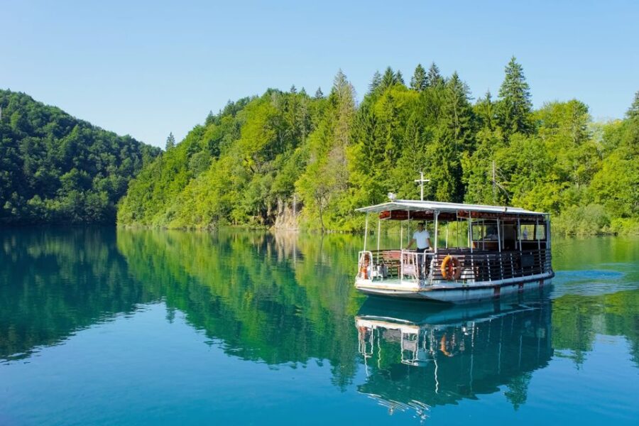 Split: Plitvice Lakes Guided Day Tour with Entry Tickets - Key Points