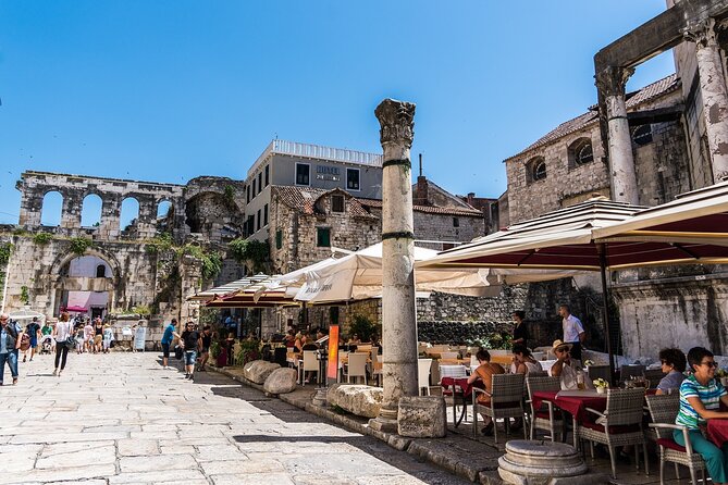 Split to Dubrovnik Private Transfer with Stop in Ston - Exploring the Historic Walls and Salt Pans of Ston