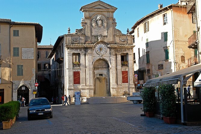 Spoleto Private Walking Tour with Official guide - Starting at the Piazza of Libertà in Spoleto