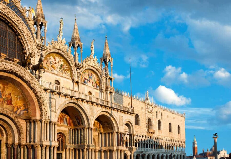 St Mark's Basilica, Doge's Palace & Casanova's Prison Ticket - From the Meeting Point to the Sacred Basilica Entrance