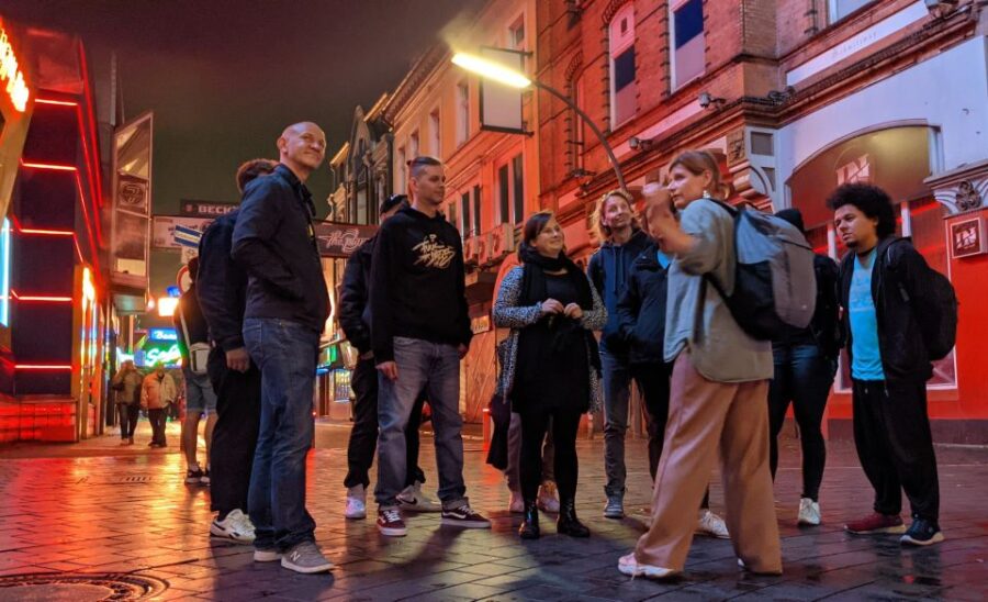 St. Pauli Kieztour - Reeperbahn mittendrin - Exploring the Main Highlights of St. Pauli