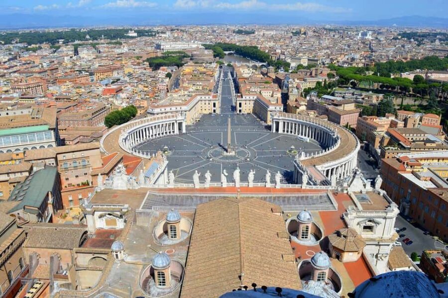 St. Peter's Basilica: Tour of Rome, Michelangelo's Pietà, and the Tombs of the Popes - Starting Point at Piazza Pio XII and the Obelisk