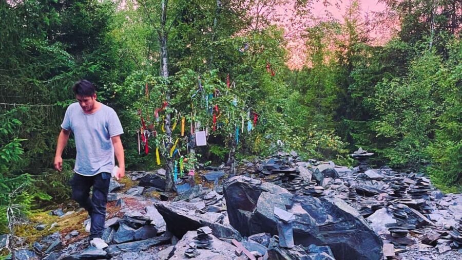 Staatsbruch Lehesten: Circular hike around the lake, treasure legend & criminal case - Exploring the Route Around the Glittering Lake