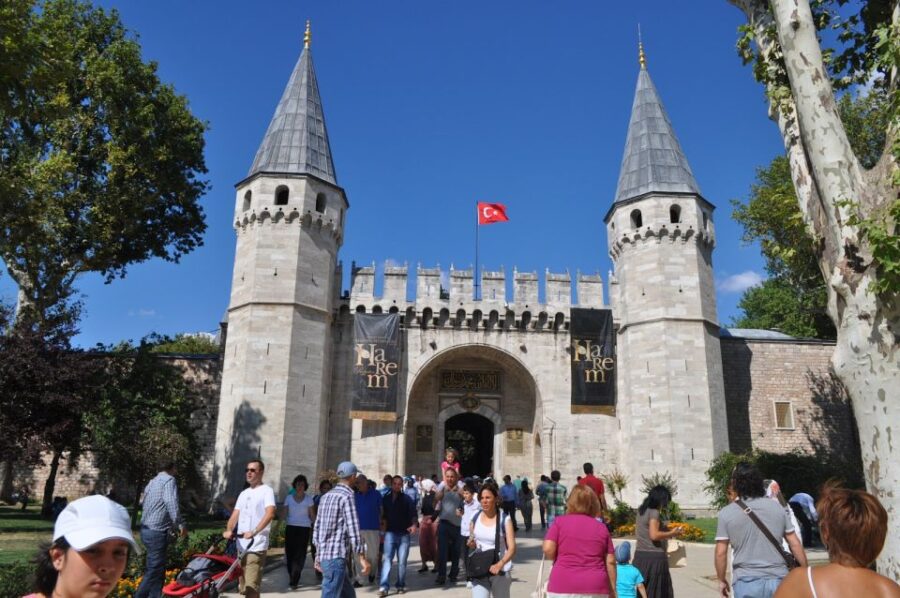 stanbul: Full-Day Tour with Grand Bazaar - Visiting Istanbul’s Iconic Landmarks in a Single Day