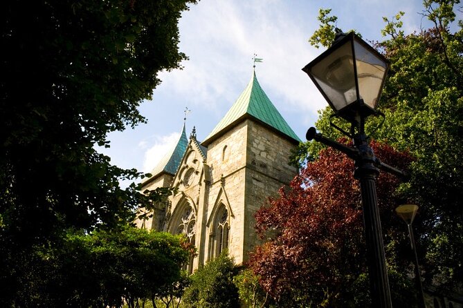Stavanger Airport & City Transfser - How the Pickup and Waiting Process Works