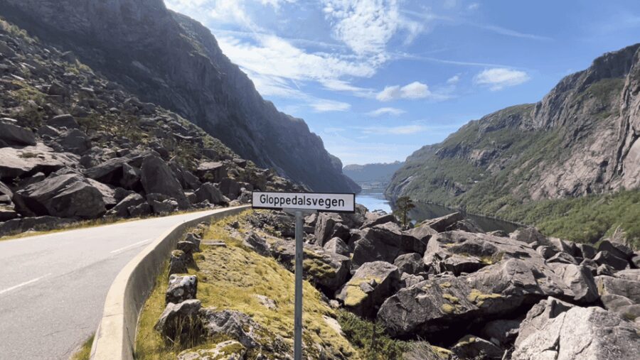 Stavanger: Månafossen Waterfall Hike with Traditional Meal - Visiting Byrkedalstunet: A Historic Dairy Farm Turned Cultural Hub