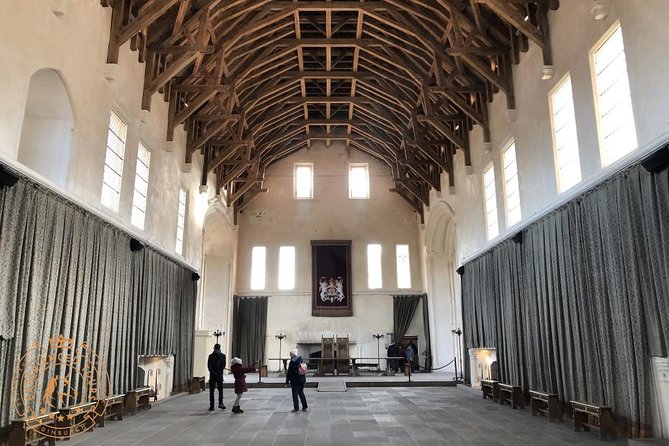 Stirling Castle and Loch Lomond Full-Day Private Tour in a Premium Minivan - Starting from Edinburgh: Scenic Drives and Iconic Landmarks