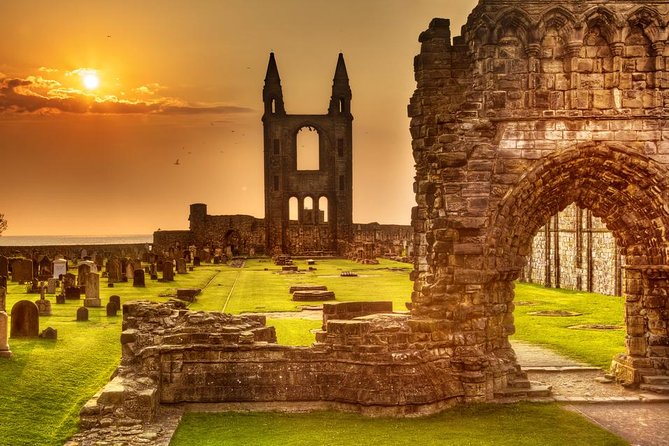 Stirling Castle The Trossachs & Loch Lomond - Starting the Day at Stirling Castle