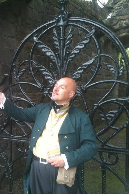 Stirling: Highlights of The Old Town Private Walking Tour - Exploring Stirling’s Historic Market Cross and Old Town Jail