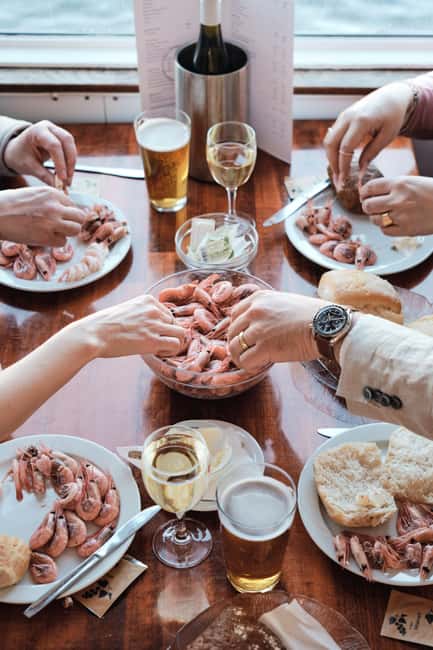 Stockholm All-You-Can-Eat Shrimp or Tacos Cruise & Coverband - Starting Point and Schedule Details