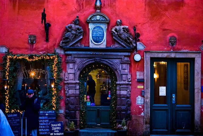 Stockholm Art Tour with a Local Expert: 100% Personalized & Private - Visiting the Norrmalm Area’s Art Scene