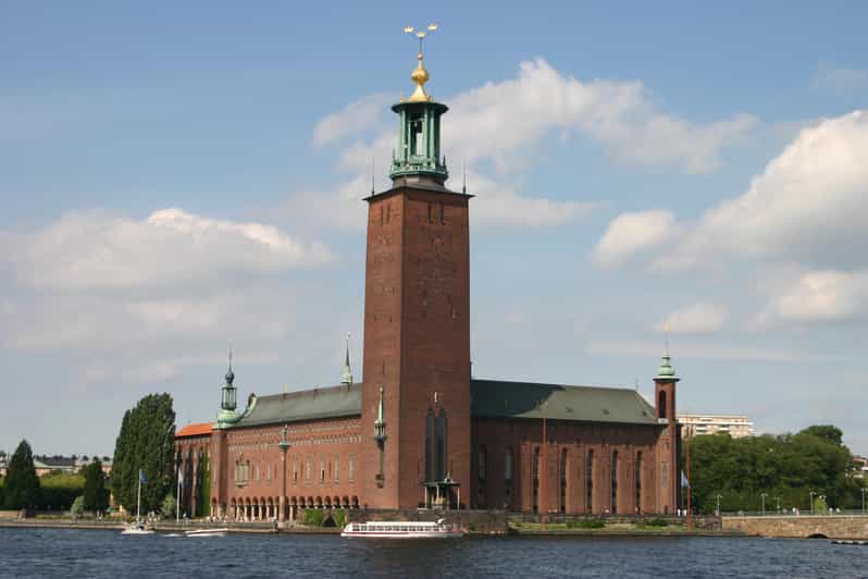 Stockholm Must See: City Hall, Gamla Stan and Vasa Museum - Departure from Stockholm City Hall