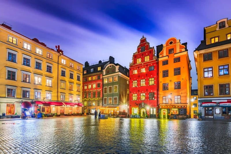 Stockholm: Old Town Historical Walking Tour - Exploring Gamla Stan’s Medieval Streets and Architecture