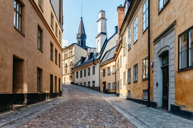 Stockholm: Old Town Walking Tour - Tales of Stockholm’s Turbulent Past