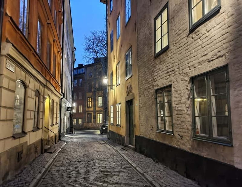 Stockholm: Private Magical Swedish Christmas Tour 2h - Exploring Stockholm’s Old Town During Christmas