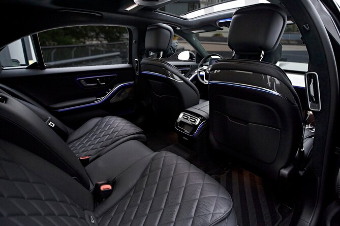 Stockholm- Private transfer to/from Arlanda Airport and city - Vehicle Options for a Comfortable Ride