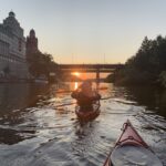 Stockholm: Sunset Kayak Tour in the City + Swedish Fika - Starting Point at Rålis Kayak in Stockholms City Center