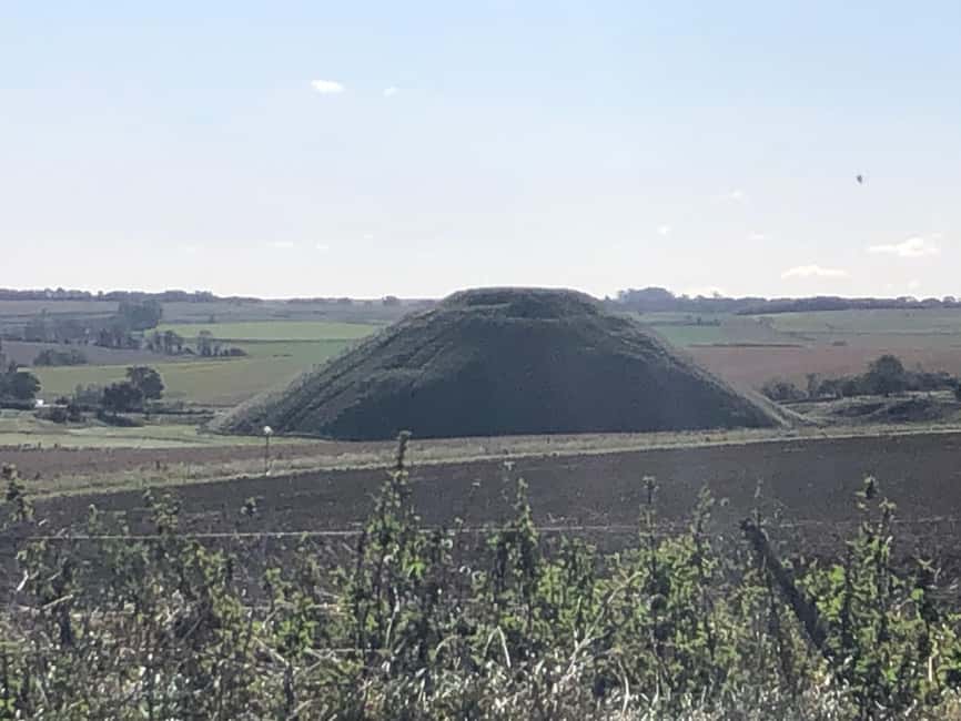 Stonehenge and Avebury stone circles. Guided tours - Exploring Stonehenge’s Mysteries in Salisbury Plain