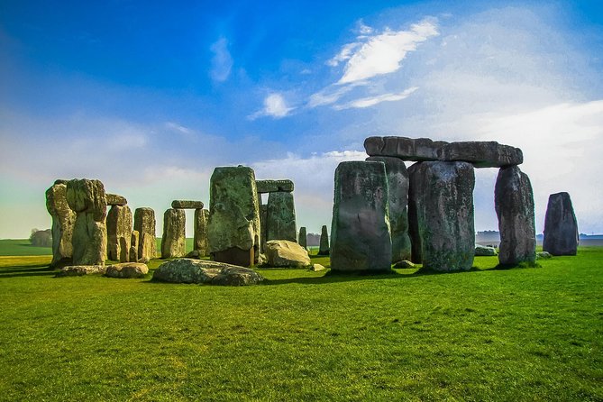 Stonehenge Independent Visit with Private Driver by Luxury Sedan - The Comfort of a Private Driver and Luxury Sedan