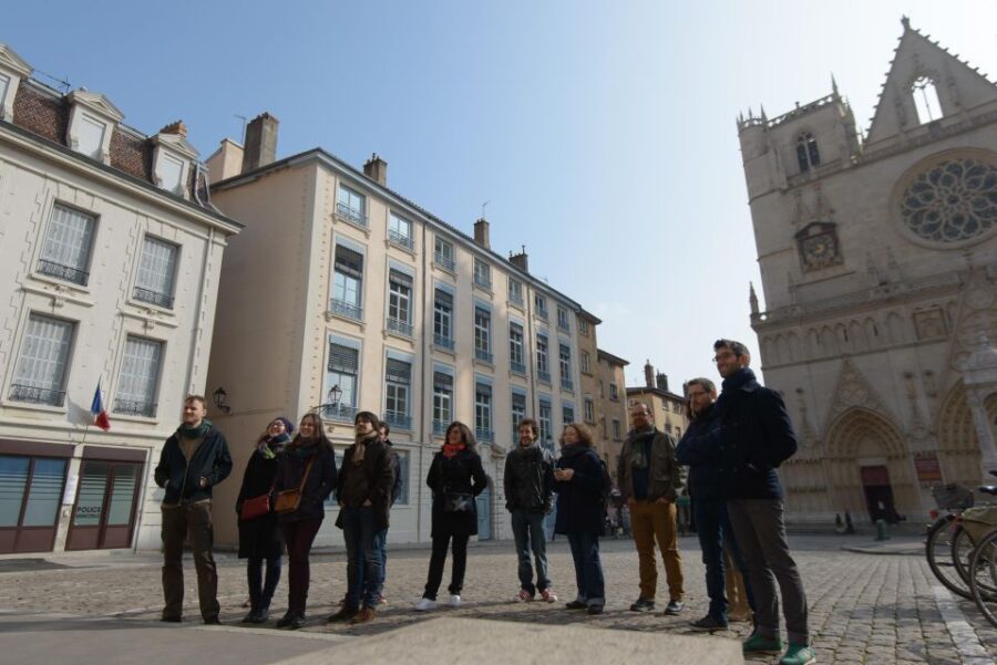 Storytelling tour of the Vieux-Lyon in French - Discovering the Traboules of Old Lyon