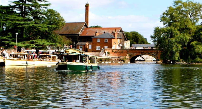 Stratford-upon-Avon: River Cruise & City Audio Tour - How the Tour Begins at Bancroft Gardens