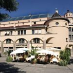Stuttgart: Guided Tour of the Stuttgart Market Hall - The Architecture and History of the Market Hall
