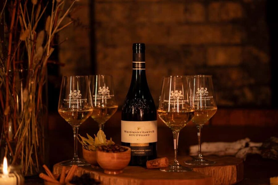 Stuttgart: Premium wine tasting experience with snacks in the vault - The Starting Point: Champagne Reception in the "Sektbunker"