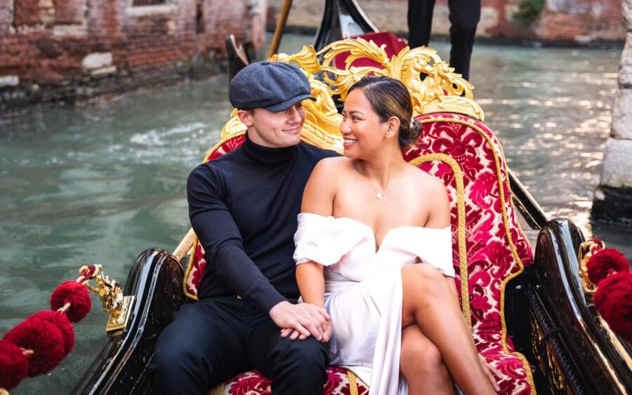 Stylish Photoshoots in Venice - Exploring Venice’s Iconic Landmarks and Hidden Corners