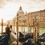 Sunrise Couple Photoshoot Tour - Exploring Little-Known Venetian Backstreets