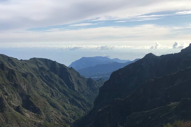 Sunrise Pico do Areeiro to Stairway to Heaven (Private) - Visiting Ninho da Manta and Its Significance