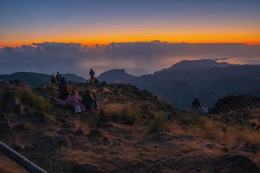 Sunrise Tour @ Pico Do Areiro | Half Day 4x4 Tour - The Unique Experience of Watching a Madeira Sunrise