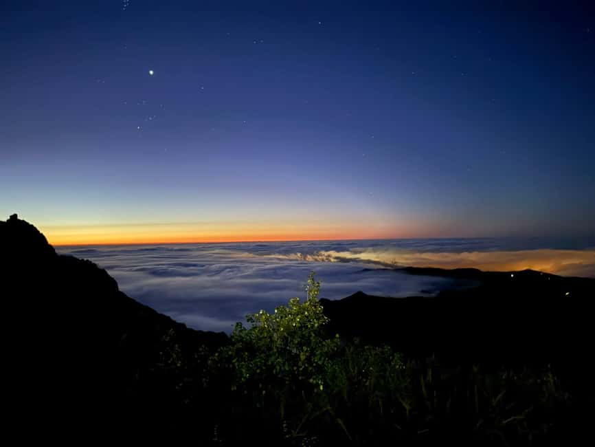 Sunrise Walk & Stairway to Heaven- Guided - Pickup and Transport from Funchal to Pico do Arieiro