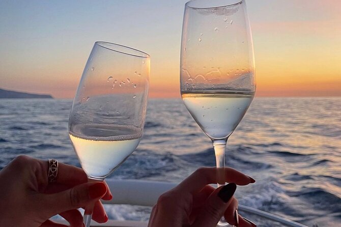 Sunset boat experience in Sorrento coast - Coastal Views from Marina Grande or Marina Piccola