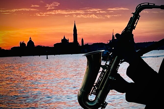 Sunset Jazz Cruise with Aperitivo and live Saxophone - Scenic Stops and Notable Sights