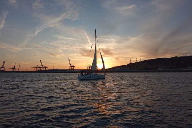 Sunset Sailing Experience w/ Live Spanish Guitar & Spanish Tapas - The Experience of Live Spanish Guitar on the Water